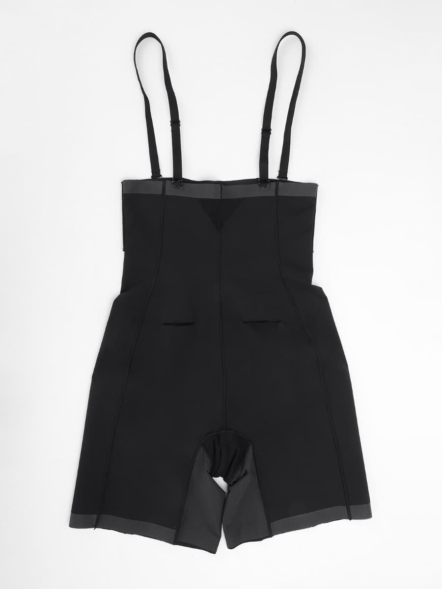 Gaine avec fermeture latérale zippée